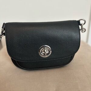 Marc Jacobs Black Pebbled Leather Turn-Lock Crossbody
